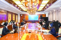 <b>AI国际AI管理高级研究司理周杰晟提出</b>